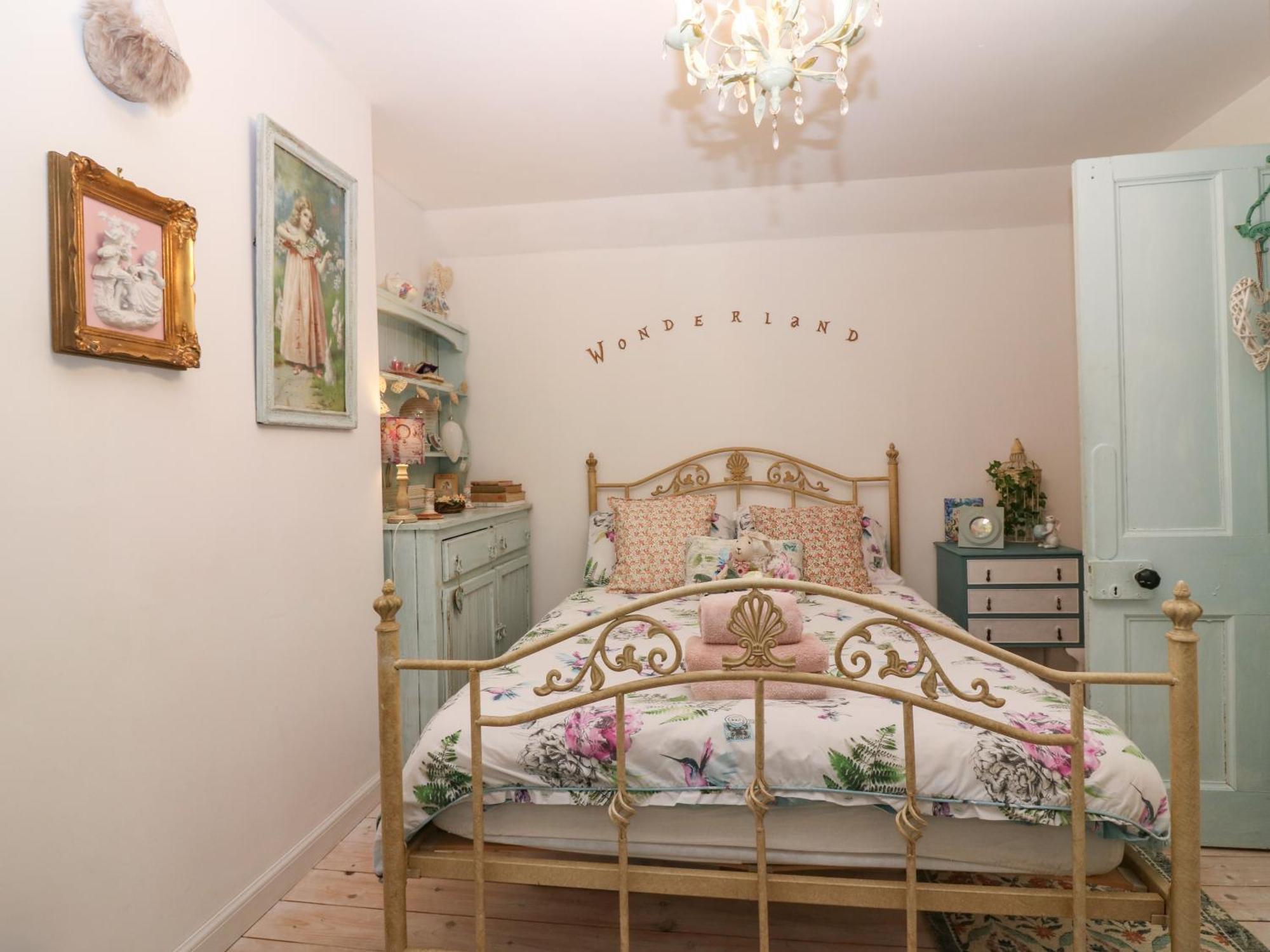 קופאר Wonderland Cottage מראה חיצוני תמונה
